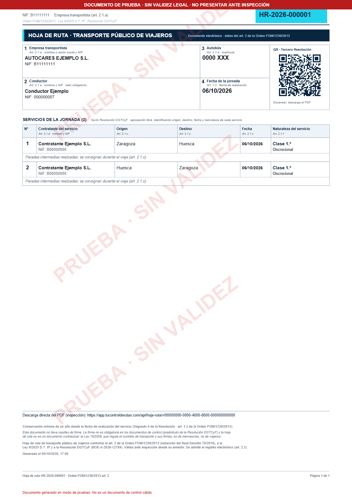 Hoja de ruta de autobús de ejemplo en PDF, con datos ficticios: empresa transportista y conductor con su NIF, matrícula del autocar, dos servicios discrecionales de clase 1.º, de Zaragoza a Huesca y de vuelta, cada uno con su contratante, y el código QR de descarga